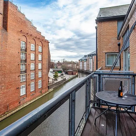 Apartment 11 John Walker House Riverside.